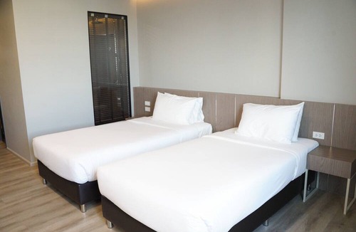 Chiang Mai Hotel | The Rise Suites Hotel Chiang Mai
