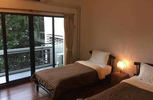Chana Songkhram Hotel | Lamphu House Bangkok