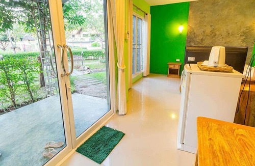 Hang Dong Hotel | Baan Suan Him Doi