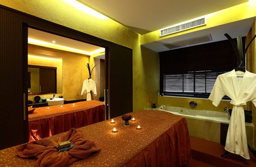 Thapae Hotel | De Chai Colonial Hotel & Spa