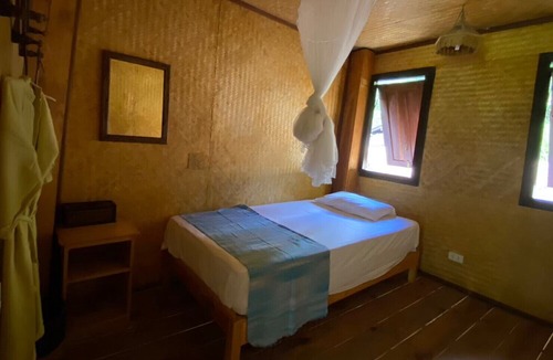 Wat Chan Hotel | Karen Hill Tribe Lodge