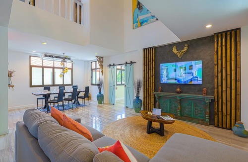 Nong Kae Villa | Pool villa 4 BR walking to Beach HV