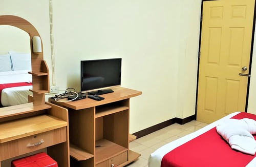 Rangsit Hotel | Baan Yuyuen