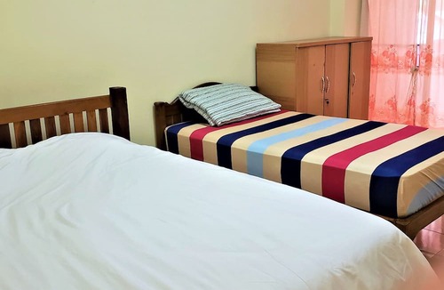 Rangsit Hotel | Baan Yuyuen