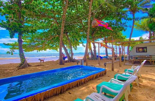 Na Chom Thian Hotel | Beach House Camp