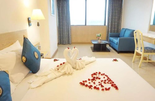 Bang Na Hotel | Bay Hotel Srinakarin