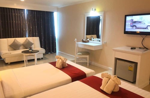 Bang Na Hotel | Bay Hotel Srinakarin