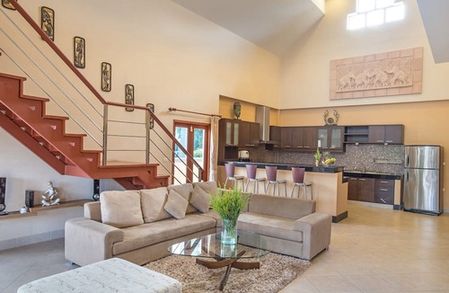 Ban Saiyuan Villa | Blissful Villa Felicity with Ample Space