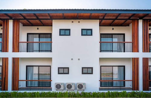 Champasak Hotel | The Riviera Champasak