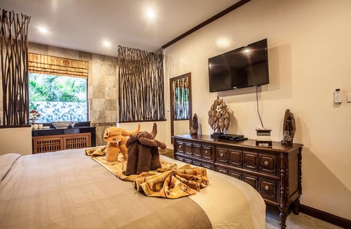 Nong Thale Villa | Villa Saifon 8 Bedroom Pool Villa