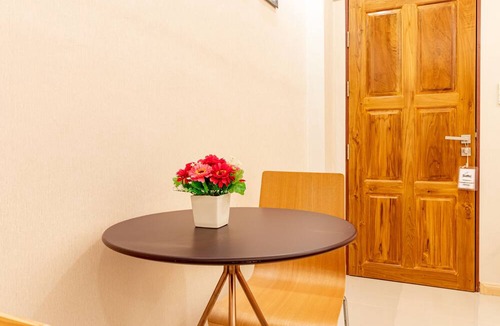 Chom Thong Hotel | Tree Place