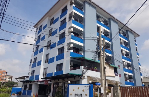 Phahonyothin House | Merit Mansion