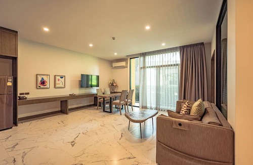 Bang Nam Prieo Hotel | Grand Sappaya Hotel by Lotus Valley Golf