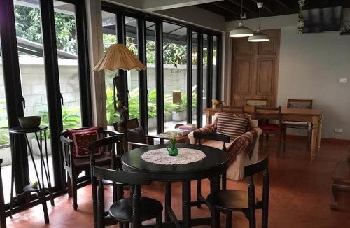 Thanon Nakhon Chai Si House | Baan Ongkharak Bed & Breakfast - Adults Only