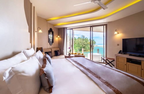 Khuk Khak Beach Hotel | Devasom Khao Lak Beach Resort & Villas
