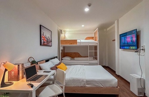 Asoke Hostel | Click Hostel
