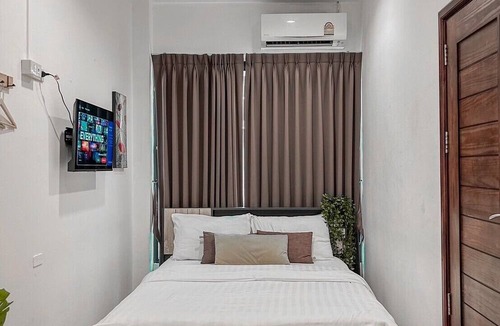 Asoke Hostel | Click Hostel
