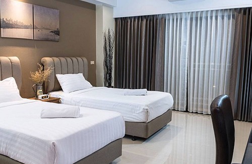Lat Krabang Hotel | Golden Foyer Suvarnabhumi Airport Hotel
