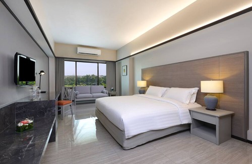 Bang Kadi Hotel | Tinidee Hotel Bangkok Golf Club
