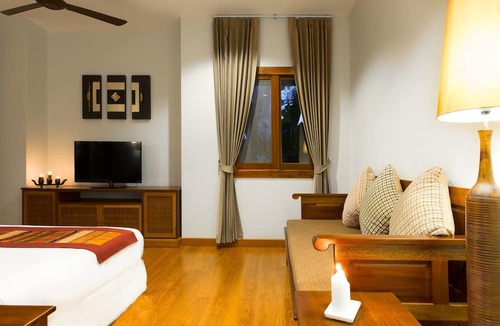 Paksong Hotel | Sabaidee Valley