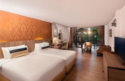 Mittaphap Hotel | Issara Boutique Winery Hotel