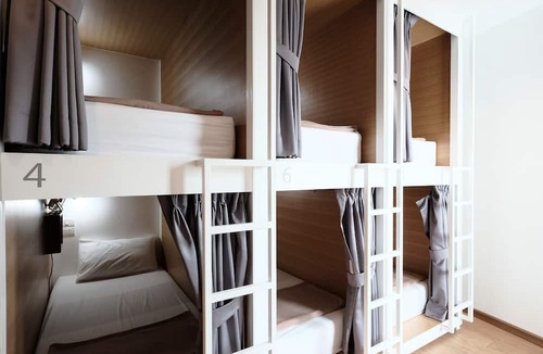 Lak Si Hostel | Wayha Hostel Don Mueang Airport