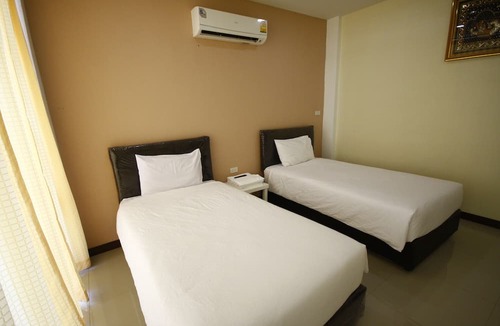 Kabin Buri Hotel | Charoensuk Grand Hotel