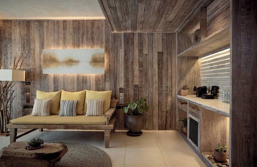 Nanai Road Hotel | Dinso Resort & Villas Phuket, Vignette Collection by IHG