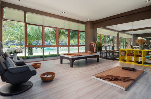 Sam Roi Yot Hotel | La Isla Pranburi Beach Resort