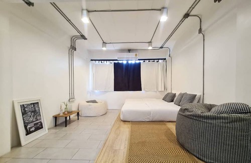 Khlong San Hostel | The Companion - Hostel