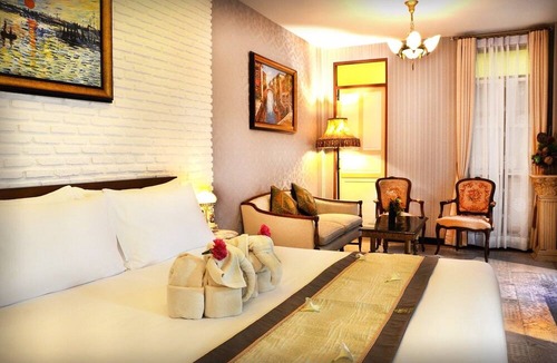 Amphawa Hotel | Chuchai Buri Sri Amphawa