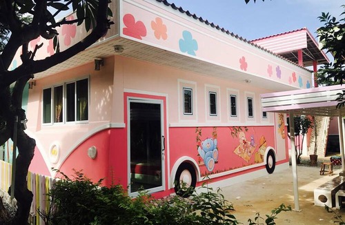 Ko Sichang Hotel | Maiyok Resort