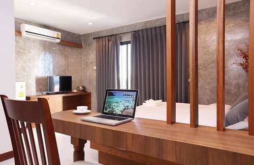 Kho Hong Hotel | The Restique Apartment