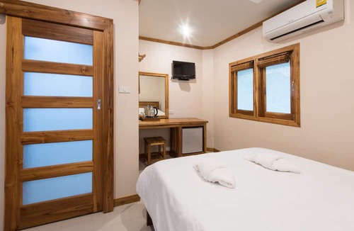 Thong Pha Phum House | Thongphaphum River
