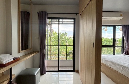 Rangsit Hotel | Bangkok Boutique Resort Rangsit