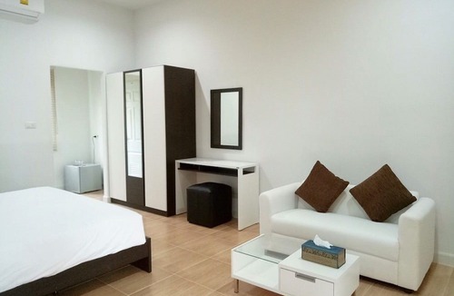 Hin Lek Fai Hotel | Baan Rabiengkao Hua Hin