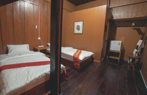 Mueang Kao House | The History Cafe' & Guesthouse