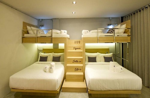 Khlang Hotel | The Plug Hotel