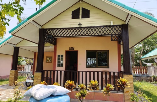 Chum Phae Hotel | Chum Phae Lagoon Resort