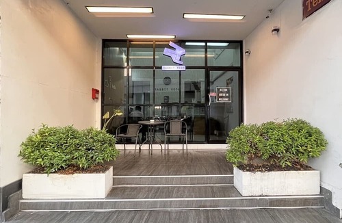 Lat Yao Hotel | Rabbit Room