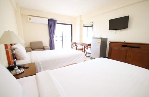 Nong Bon Hotel | White House Bizotel