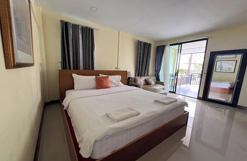 Khuan Khanun Hotel | Lan Bua Resort