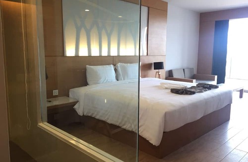 Danok Hotel | The Vista Hotel