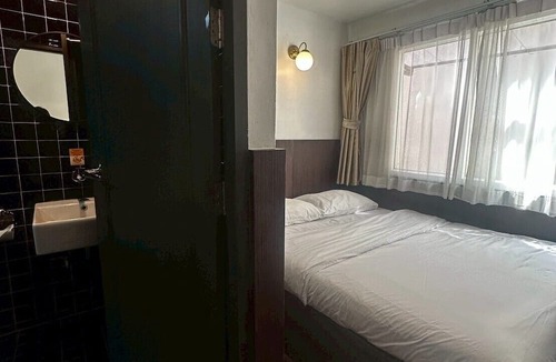 Talat Noi Hostel | Four Sisters Hostel