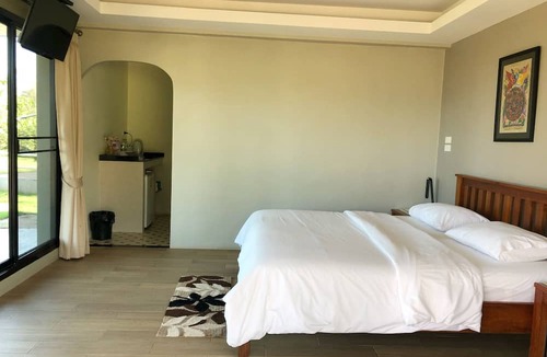 Laem Ngop House | Sleep Soundly By The sea