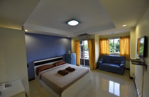 Khlong Thanon Hotel | A.M.Place