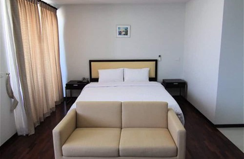 Tha Tum Hotel | The Park 304