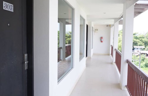Chumphon Hotel | Panatara Hotel