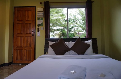 Nai Wiang Hotel | Phoemphoon 2 Hotel