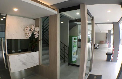 Phasi Charoen Hotel | 28 Place